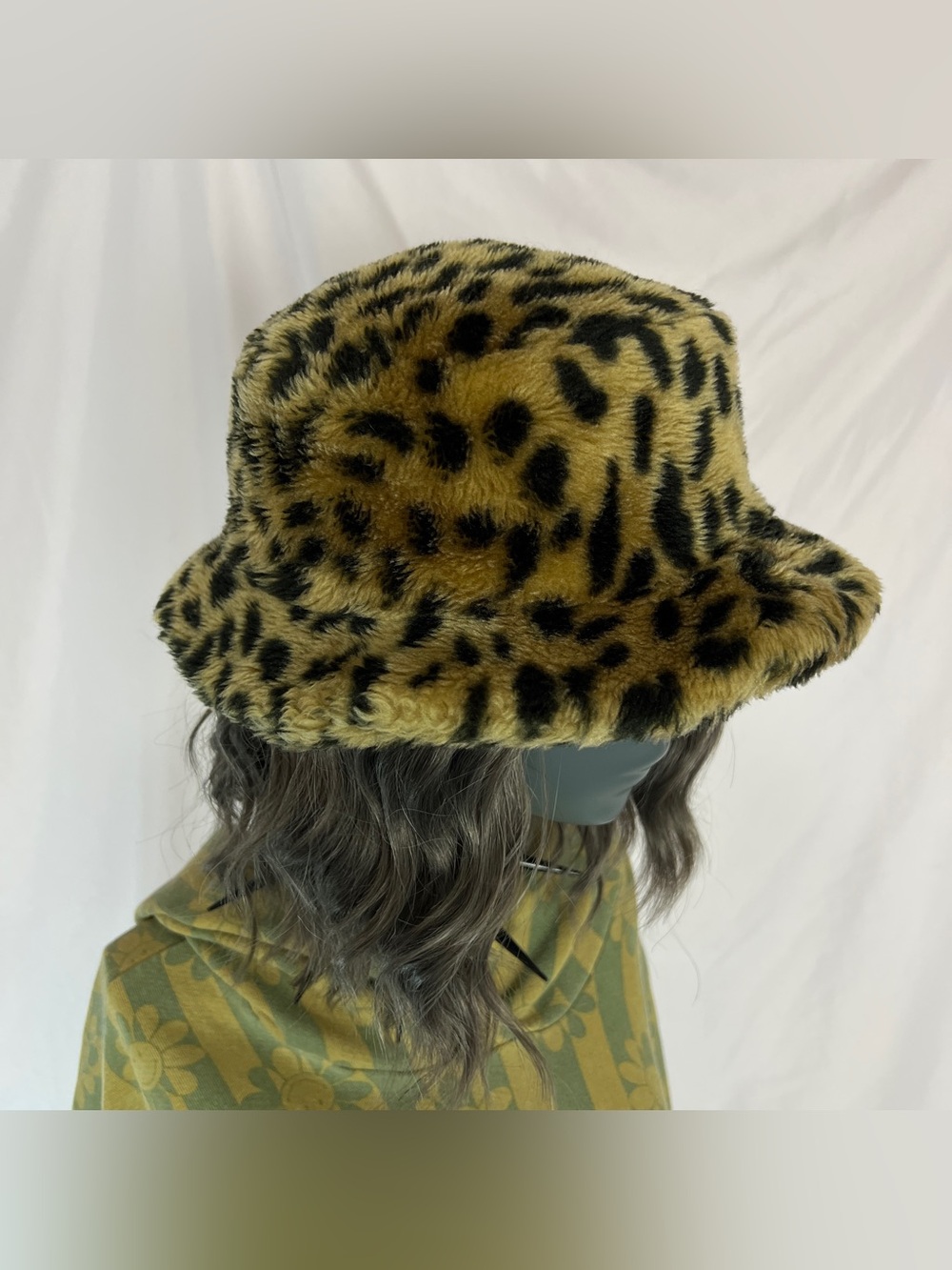 Plush Faux Fur Leopard Print Bucket Hat